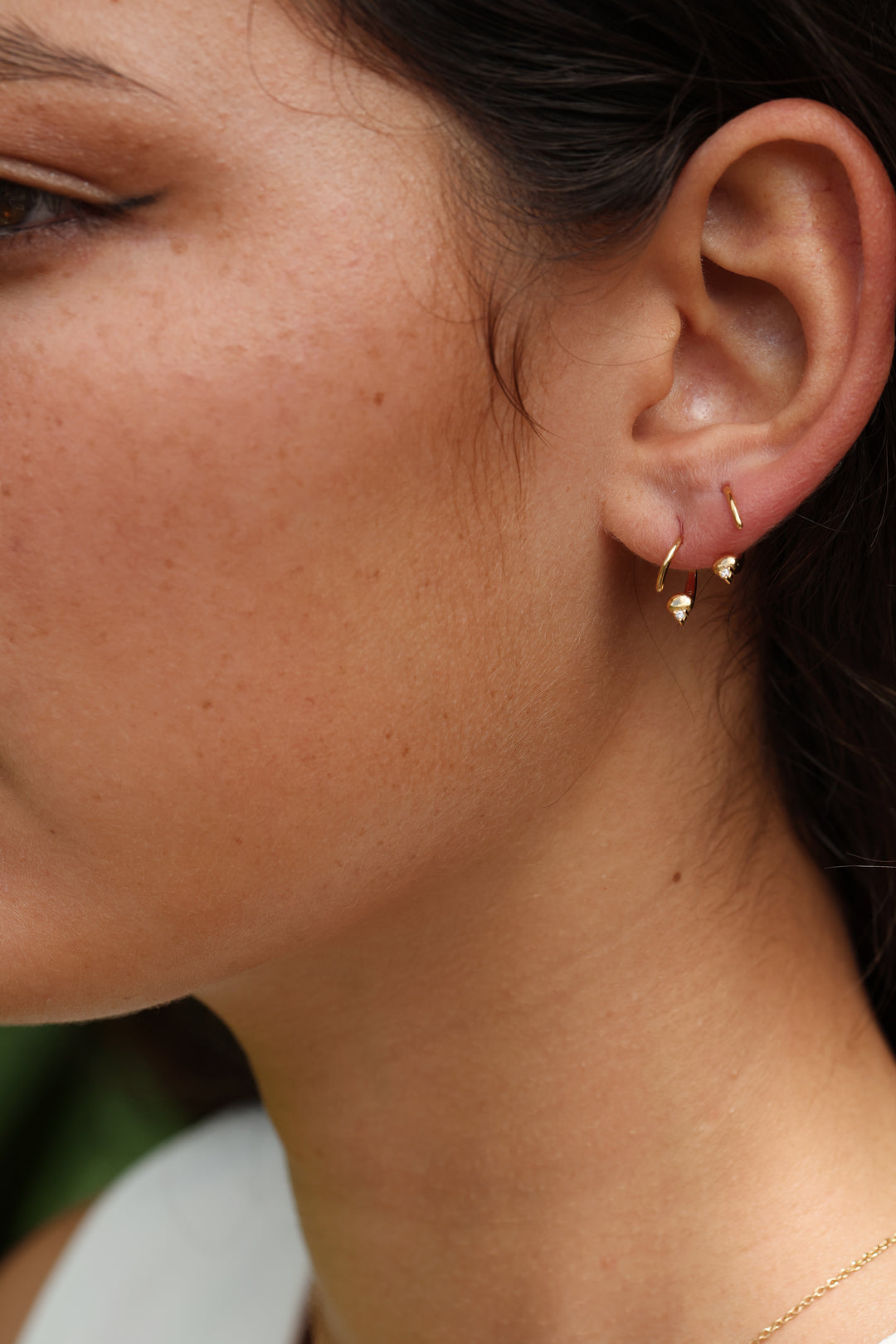 Pebble Hug Earrings
