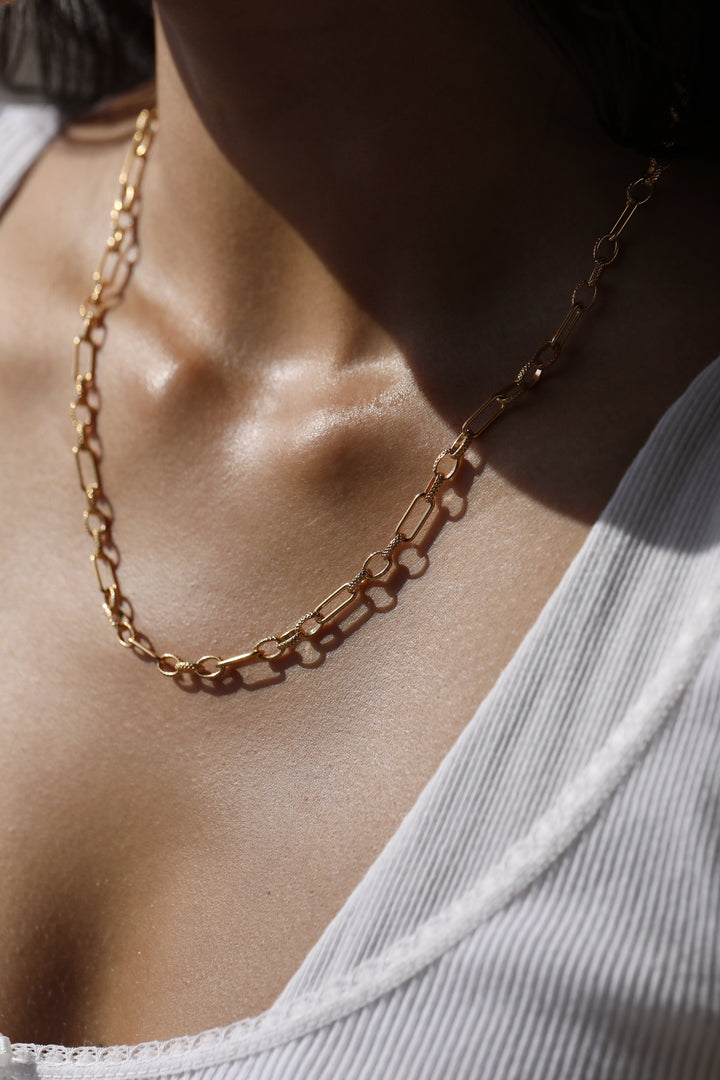La Madrina Necklace